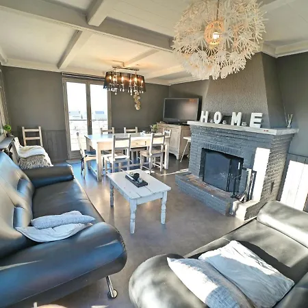 Chalet 8 Pax Near Durbuy With Hot Tub